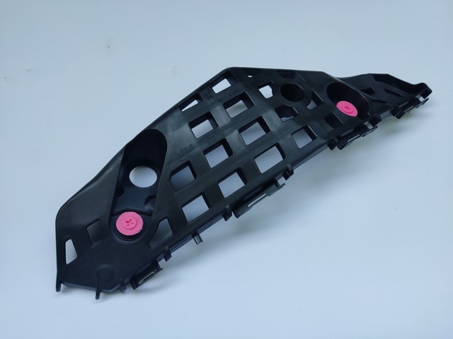 Праве кріплення переднього бампера FPS FP7085932 ціна, від 11.27 USD