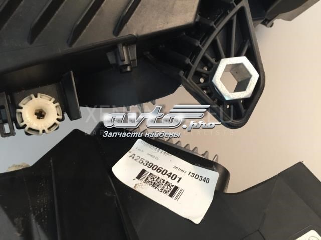 Купити A2539060401 Mercedes 