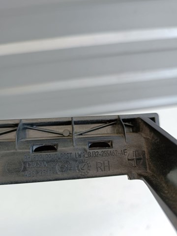 LR033402 Land Rover 