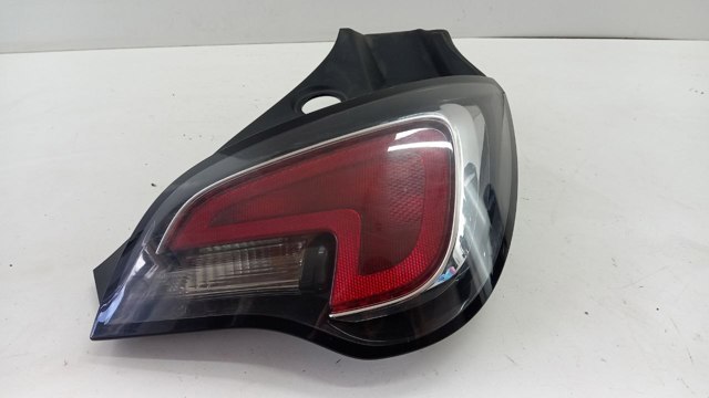 Купити 13354583 Opel Задня права фара