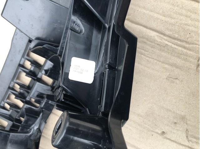 Решітка радіатора 5310133620 Toyota