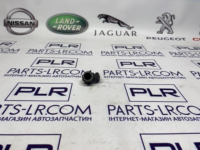 LR137887 Land Rover Кронштейн парктроніка, передній центральний