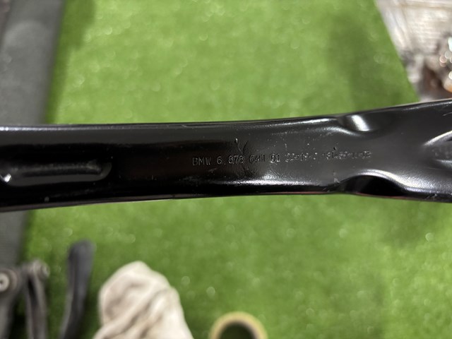6878641 BMW 