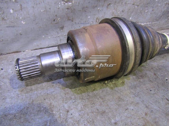 Ліва піввісь S212203010AB Chery