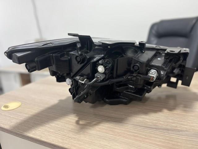 Фара ліва KPF151040 Mazda
