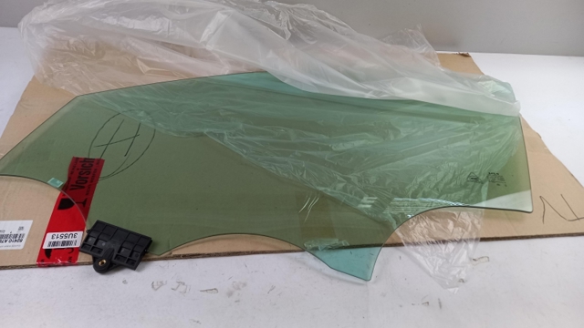 Скло передніх дверей, лівою Hyundai/Kia 82410AT020 ціна, від 125.69 USD