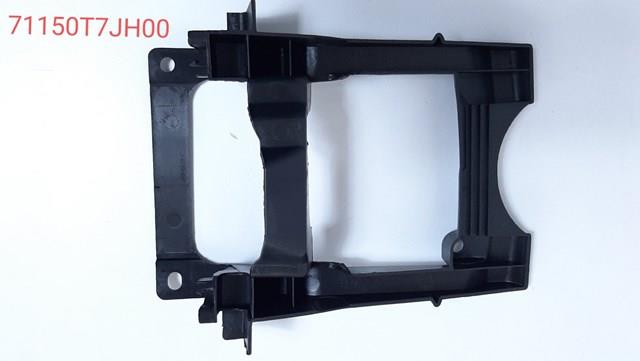 Купити 71150T7JH00 Honda Кронштейн решітки радіатора