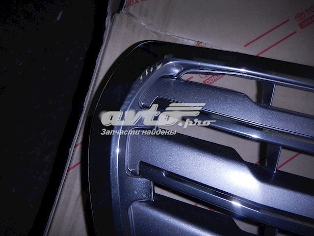 5310160A40 Toyota Решітка радіатора