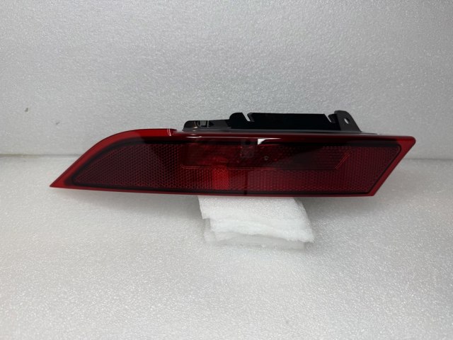 LR082084 Land Rover Фара протитуманна задня, ліва