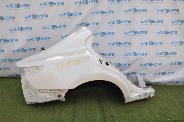 Крило заднє праве 6161133250 Toyota