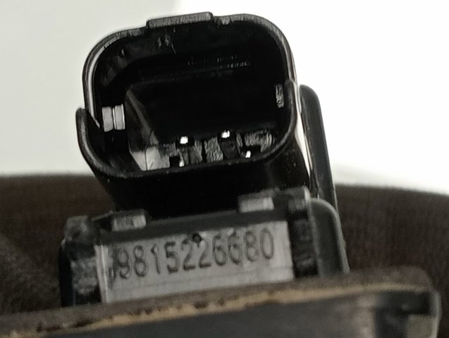 Ліхтар підсвічування заднього номерного знака Peugeot/Citroen 9815226680 ціна, від 6.30 USD
