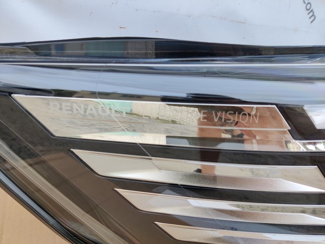 260601790R Renault (RVI) Фари