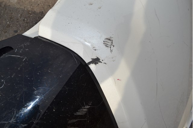 Задній бампер 5215942320 Toyota