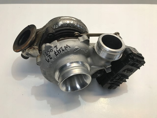  Mercedes A6540908400 ціна, від 2474.70 USD