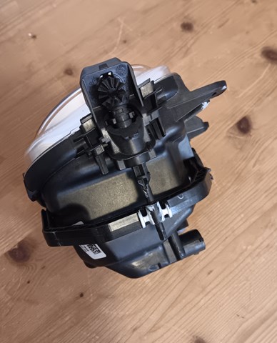  BMW 7390310212L