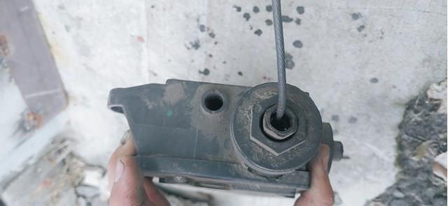 Електропривод ручника Renault (RVI) 8200571485 ціна, від 140.92 USD