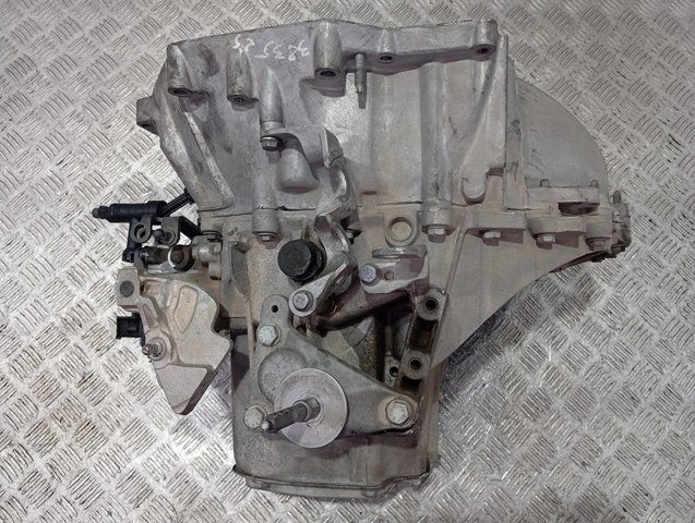КПП в зборі Peugeot/Citroen 20EA24
