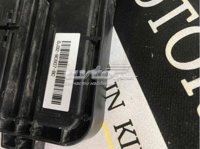 LR099669 Land Rover Дифузор радіатора охолодження, в зборі з мотором і крильчаткою