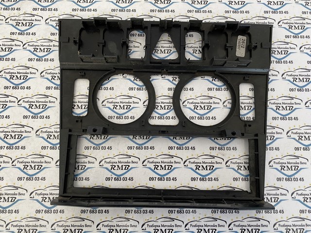  Mercedes A2106830625 ціна, від 12.82 USD
