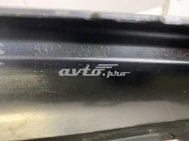 5312406120 Toyota Молдинг бампера переднього, лівий