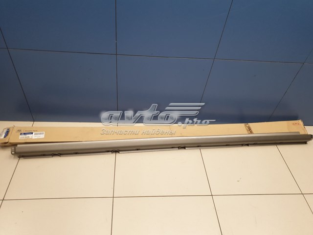 877124H000GF Hyundai/Kia накладка зовнішня (молдинг порога, лівий)