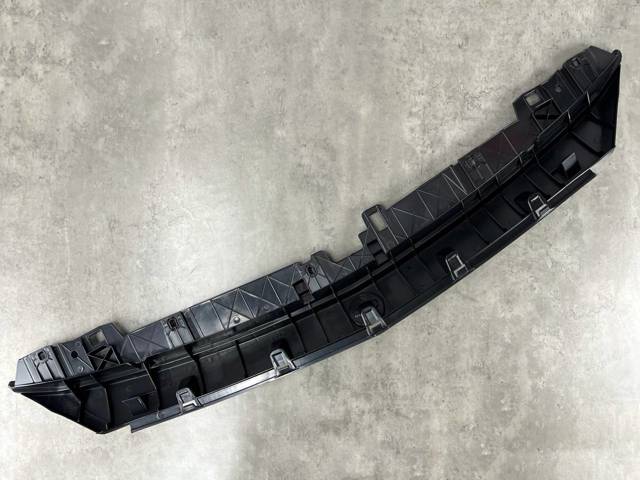 Кронштейн бампера переднього, центральний PBZ99155A Signeda