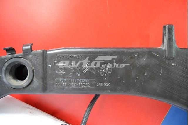 9806526980 Peugeot/Citroen Бачок склоомивача