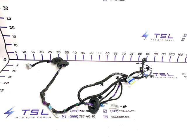100442500Q Tesla 