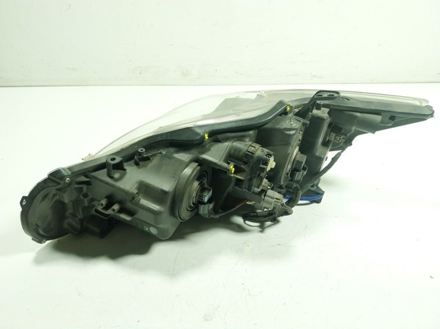 Фара права 8113076032 Toyota