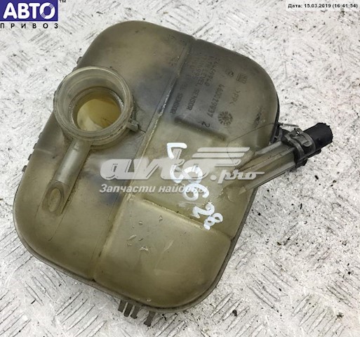 Бачок системи охолодження 24469940 Opel
