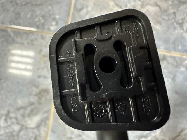 DS73A045B14A Ford 