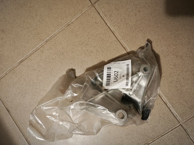  32138983 Volvo