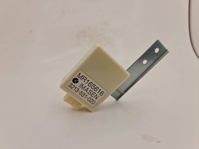 Модуль керування (ЕБУ) повним приводом Mitsubishi MR165616 ціна, від 22.37 USD