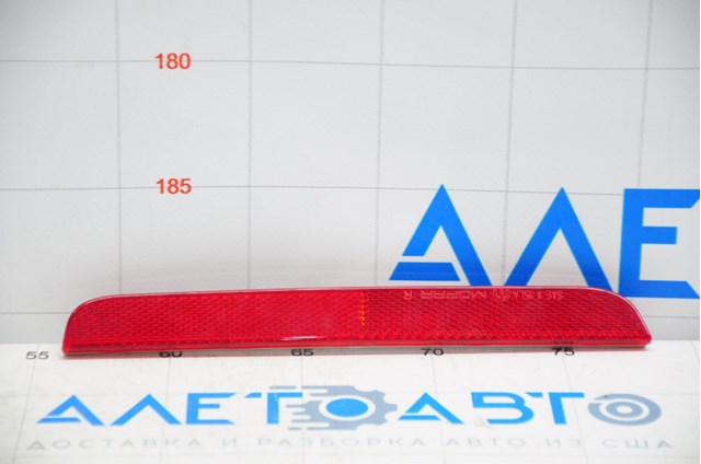 ZDG1611RO Signeda Правий катафот бампера