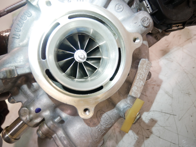 LR125532 Land Rover Турбонаддув