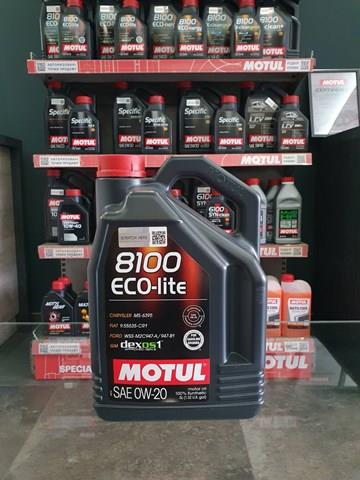 Купити 841151 Motul Масло