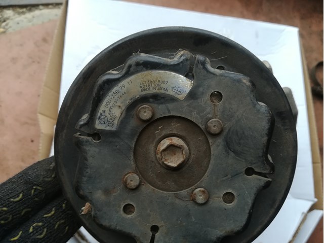 Компресор системи кондиціювання Denso 4472208364 ціна, від 115.58 USD