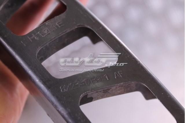 Лівий кронштейн заднього бампера Jaguar C2Z13534 ціна, від 13.52 USD
