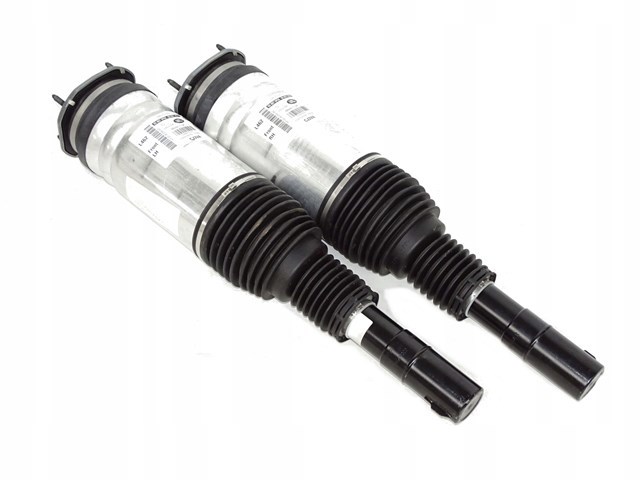 LR123712 Land Rover Ліва передня стійка