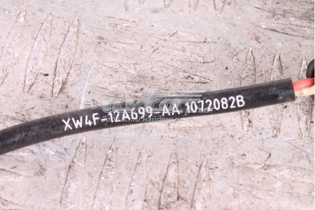  Jaguar XR84685 ціна, від 14.11 USD