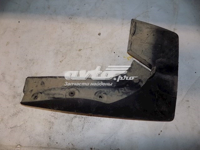 Брызговик задний левый TOYOTA 7662642200 Брызговик задний левый TOYOTA 7662642200