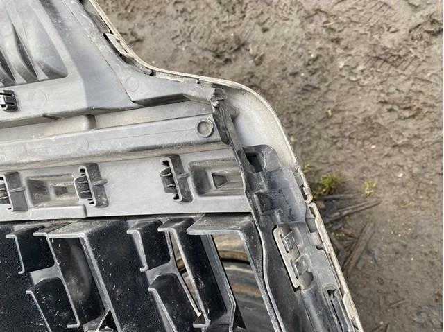 62310BZ50A Nissan/Infiniti Решітка радіатора