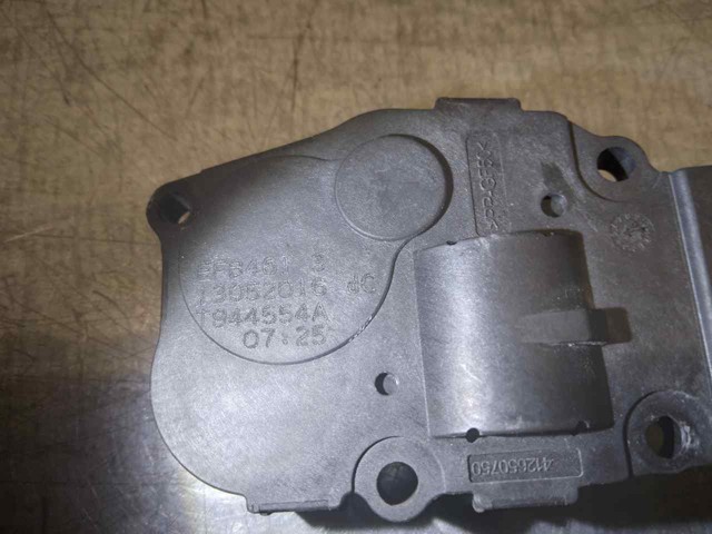 Купити T944554A Mercedes 