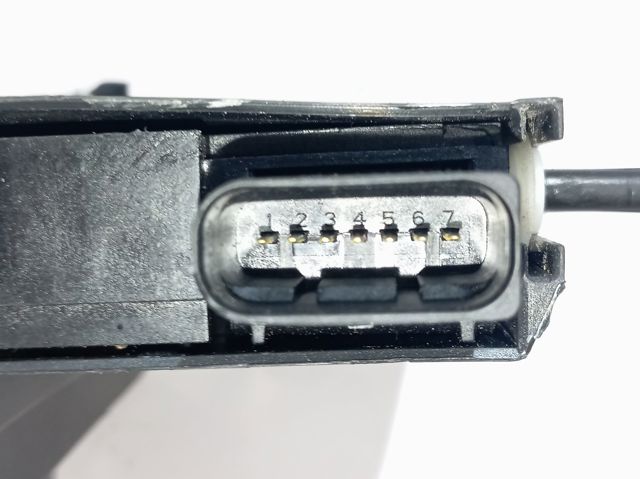 9826137680 Peugeot/Citroen Замок задніх дверей, лівих