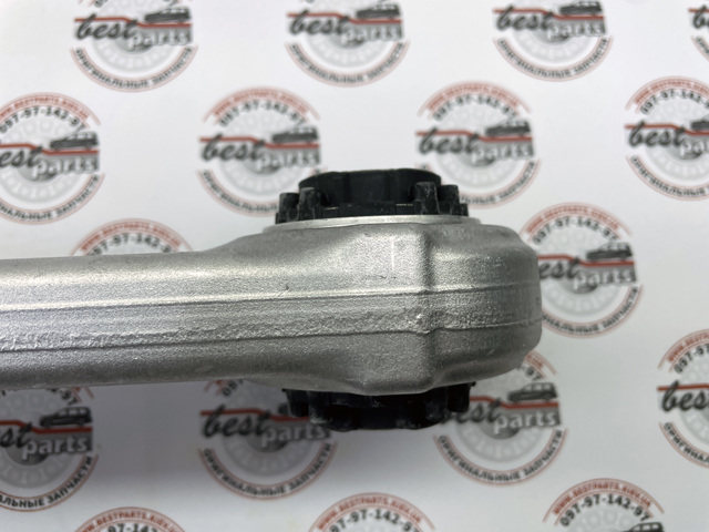 Купити A2973305600 Mercedes Важіль передньої підвіски нижній, правий