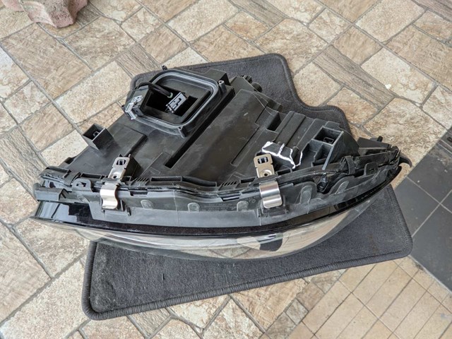  Mercedes A2059062604