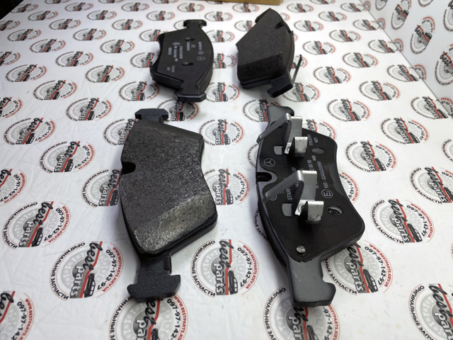 Гальмівні колодки Mercedes A000420110590 ціна, від 177.98 USD