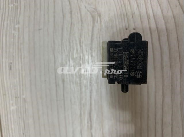 Датчик Айрбег передній Mazda 3M5T14B006AD ціна, від 5.19 USD