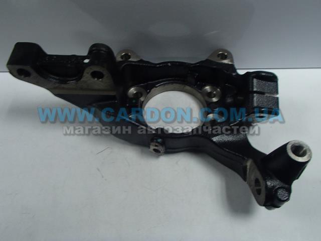 Купити 40015JN00A Nissan/Infiniti Цапфа передня ліва