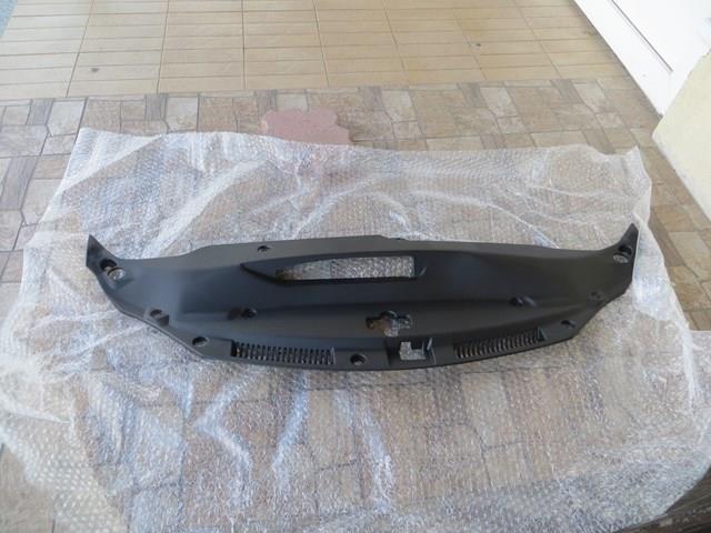 5329553040 Toyota Повітропровід / дефлектор радіатора, верхній